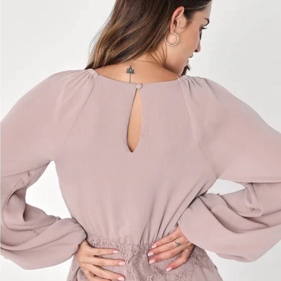 Lulu’s “Loving Arms” Faux Wrap Lace Too, Size M - Picture 2 of 10